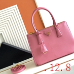 スーパーコピーブラダバッグ